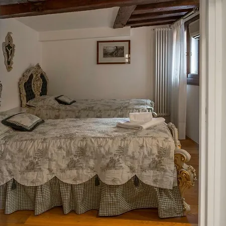 Apartment Luxury And Romantic Secret Escape In Venice! *