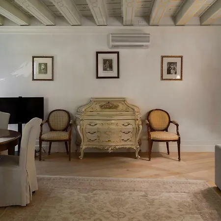 Apartment Luxury And Romantic Secret Escape In Venice!