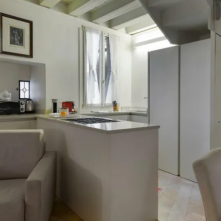 Luxury And Romantic Secret Escape In Venice! Apartment