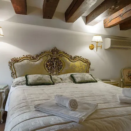 Apartment Luxury And Romantic Secret Escape In Venice!